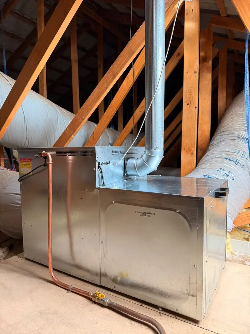 Gas ducted heater and insulated flexible ductwork installed in a roof space